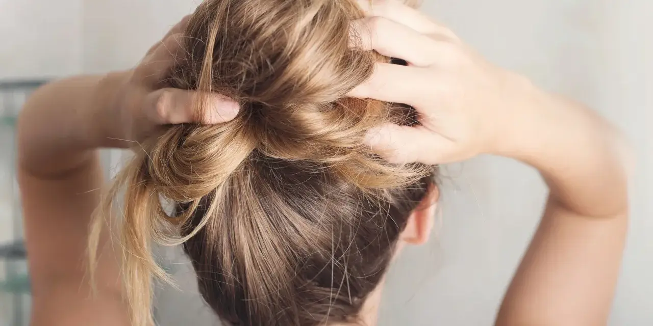 Mittellange Haare: Einfache Frisuren, die in 5 Minuten sitzen!