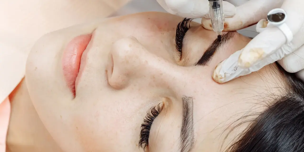 Permanent Make-up Schulung: Ihr Weg zum Erfolg | Kosten & Tipps