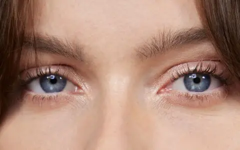 Braune Augen schminken: Mein Geheimnis für strahlende Augen