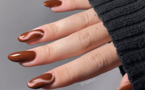 Ihre Herbst Nägel: Diese Farben & Designs sind jetzt angesagt!