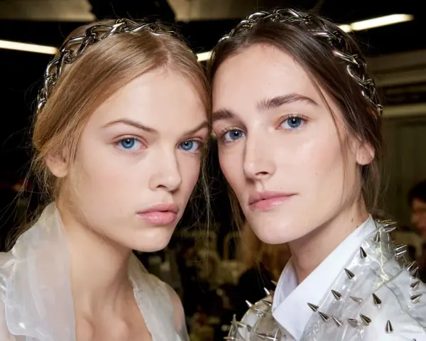 Haus des Geldes Make-up: Ikonische Looks nachschminken Ihr Tutorial