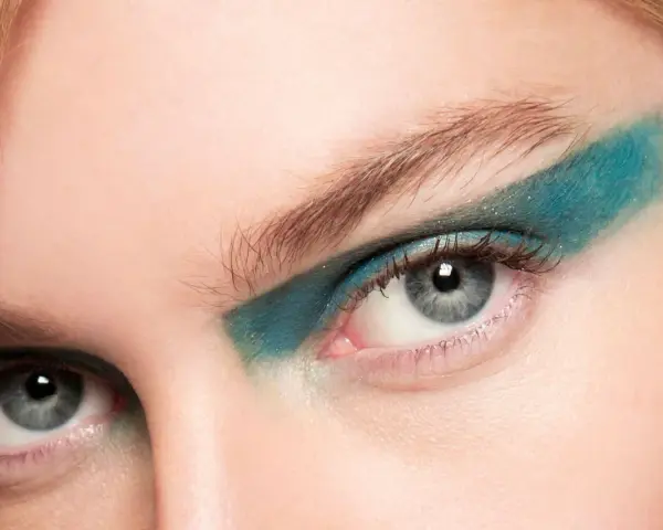 "Kiss and Make Up": Stars, Trends & dein kussechter Make-up-Look