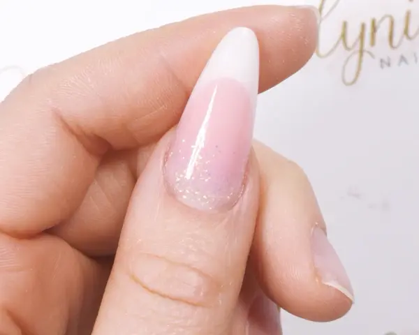 Acryl oder Gel Nägel: Was passt wirklich zu Ihnen?