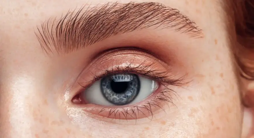 Permanent Make-up Augenbrauen: Kosten, Methoden & Ihr Weg zum Traum-Look