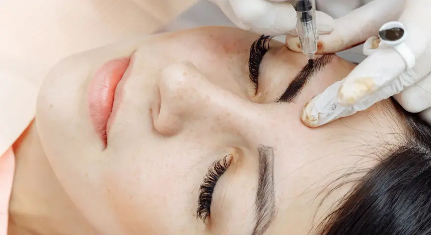 Permanent Make-up Schulung: Ihr Weg zum Erfolg | Kosten & Tipps
