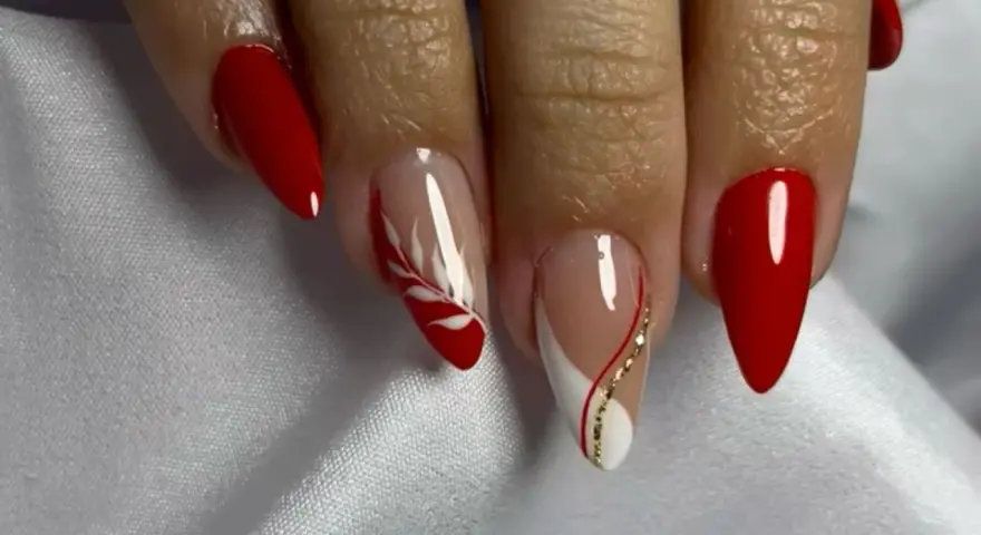 Rote Nägel mit Muster: So gelingen Ihnen trendige Designs!