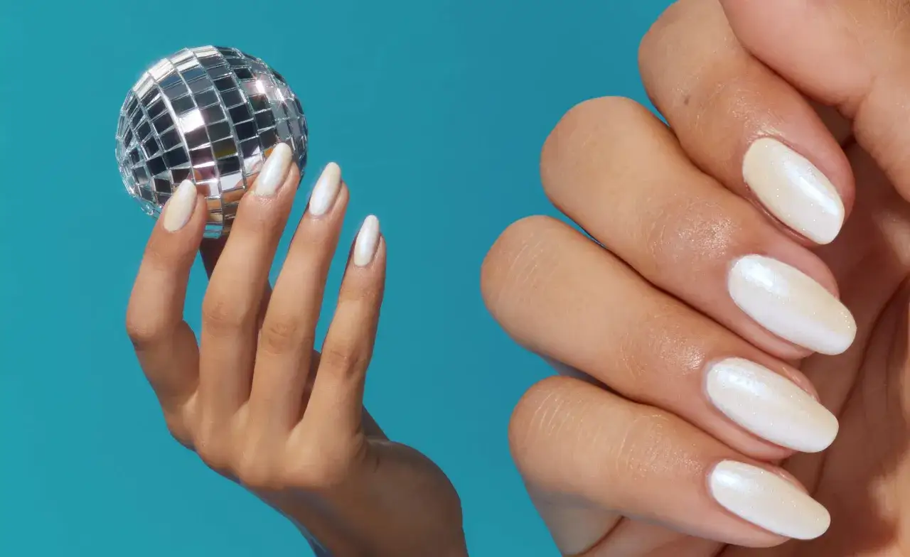 glazed donut nails weiß
