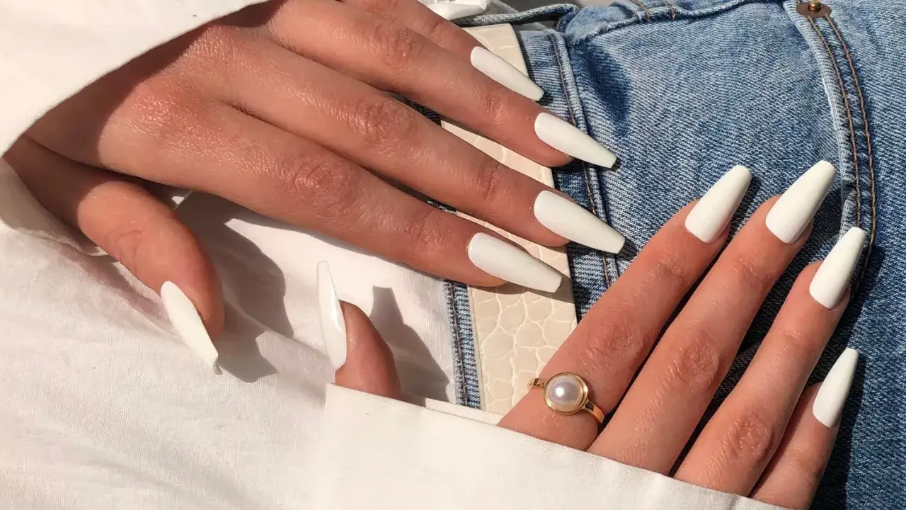 verschiedene nagelformen lang