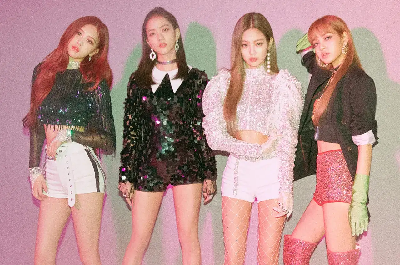 Dua Lipa BLACKPINK Kiss and Make Up Musikvideo Stil