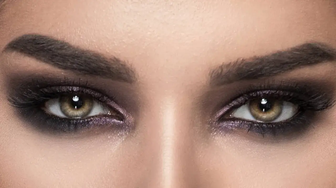 Klassische Smokey Eyes Anleitung